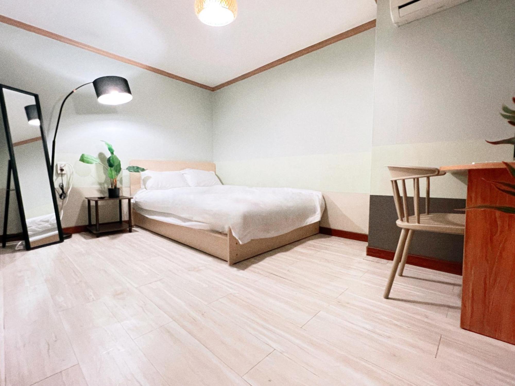 Jnineguesthouse Seoul Exterior photo
