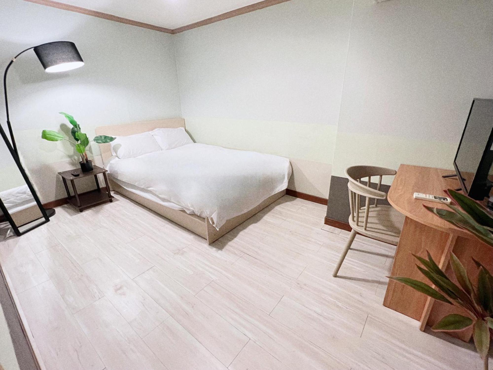Jnineguesthouse Seoul Exterior photo